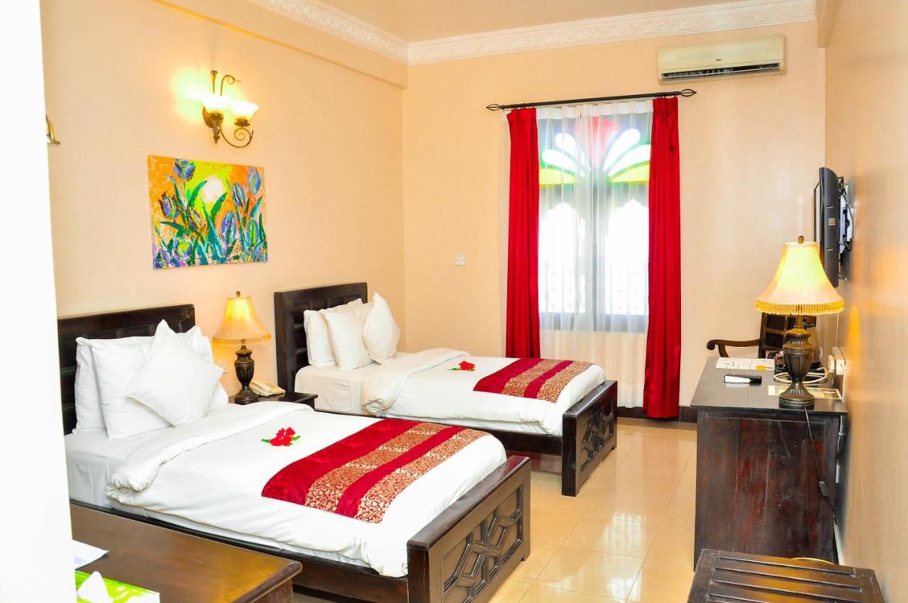 Hotel Golden Tulip Stone Town Boutique 4*