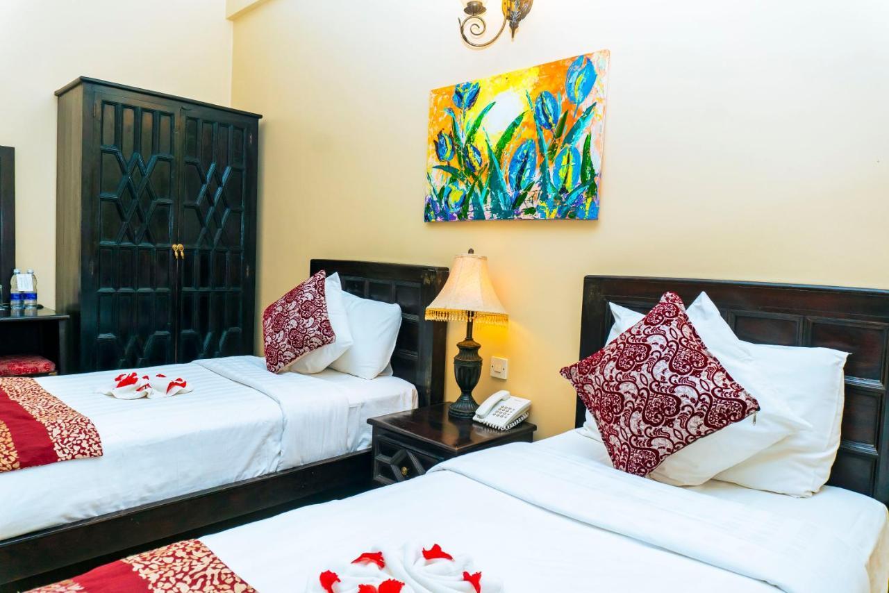 Golden Tulip Stone Town Boutique