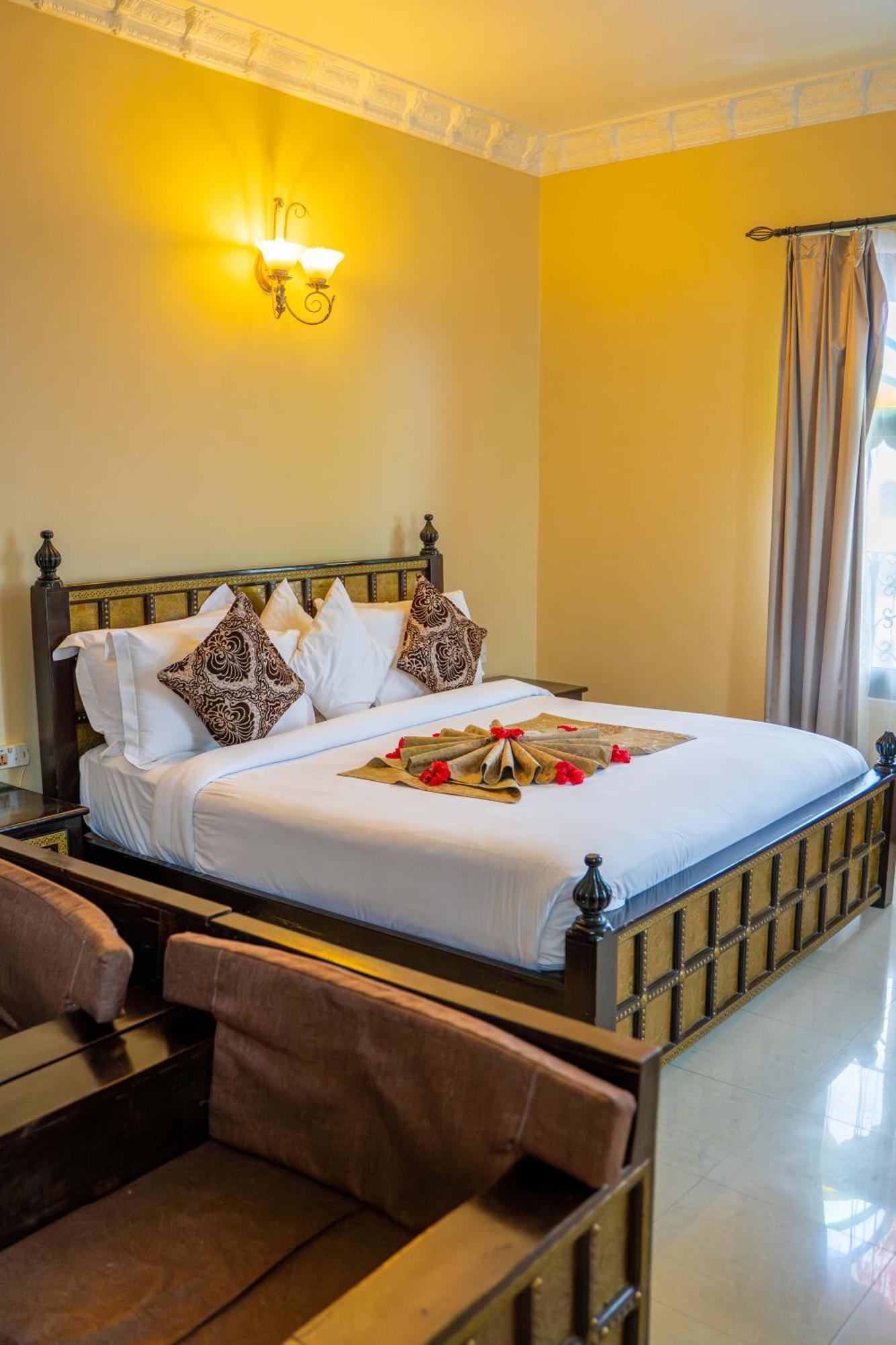 Golden Tulip Stone Town Boutique 4*